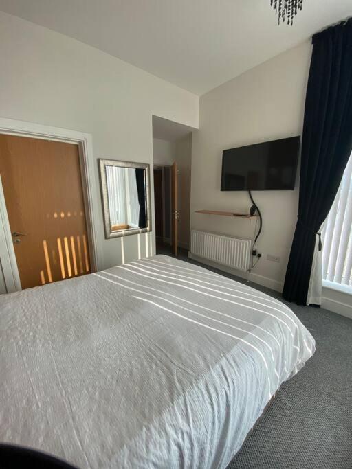 3 Bedroom Penthouse Apartment In Larne Eksteriør bilde