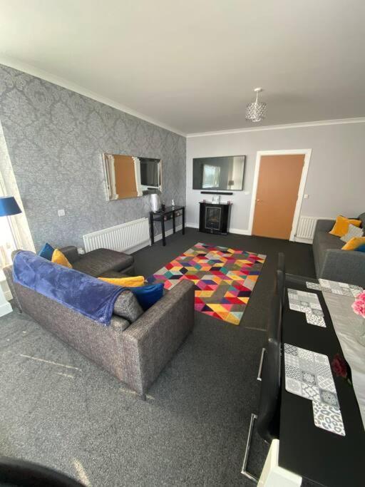 3 Bedroom Penthouse Apartment In Larne Eksteriør bilde